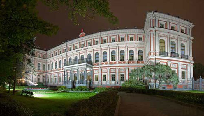 Ресторан для свадьбы, банкетный зал "Николаевский дворец" Ресторан для свадьбы, банкетный зал "Николаевский дворец"